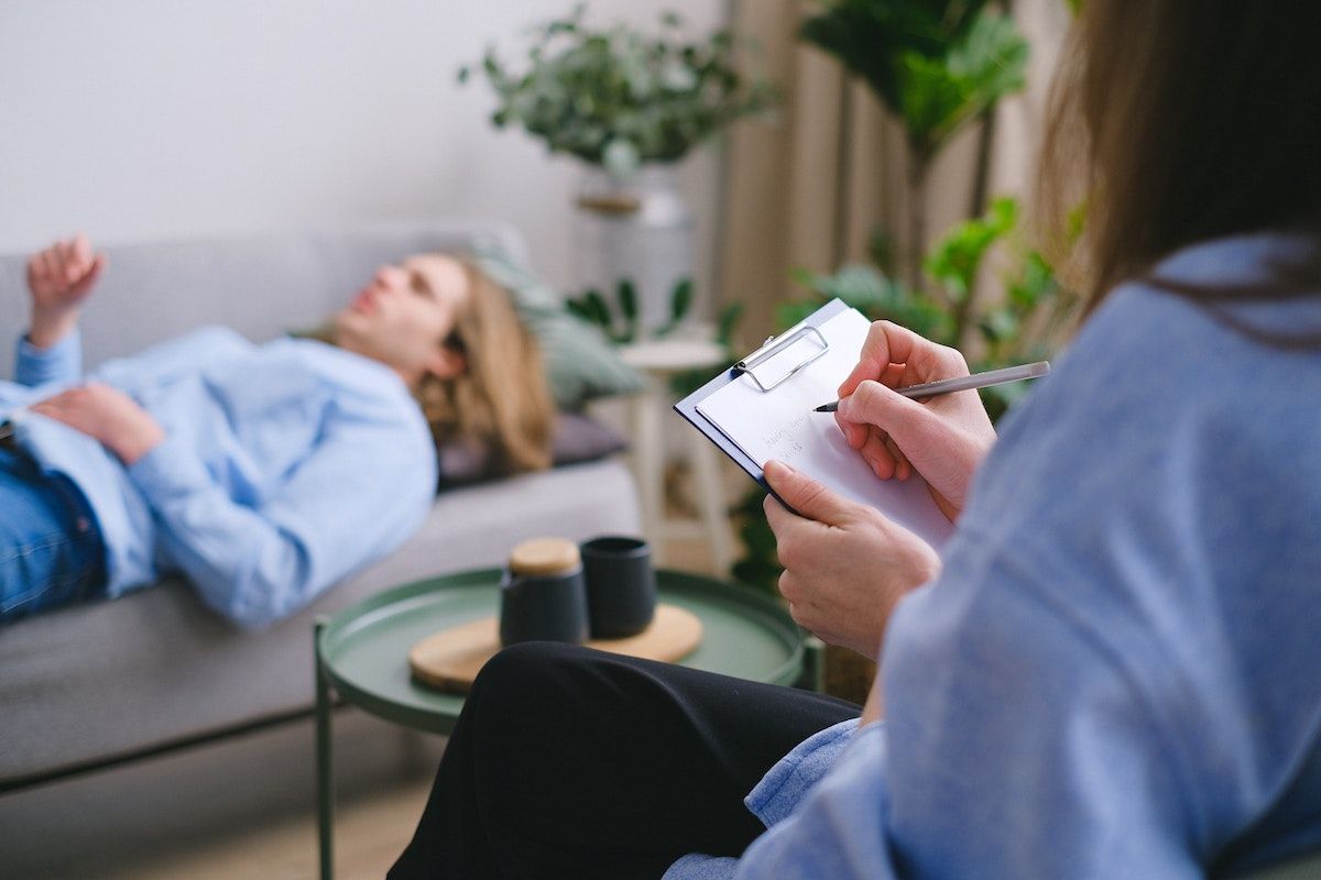 Holiday Stress Survival Guide: Tips from a Psychiatrist