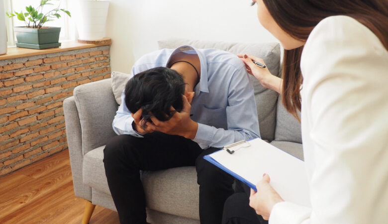 How a Psychiatrist Treats Bipolar Disorder