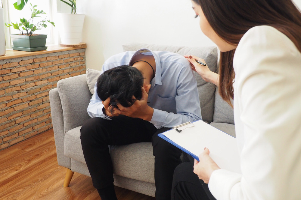 How a Psychiatrist Treats Bipolar Disorder